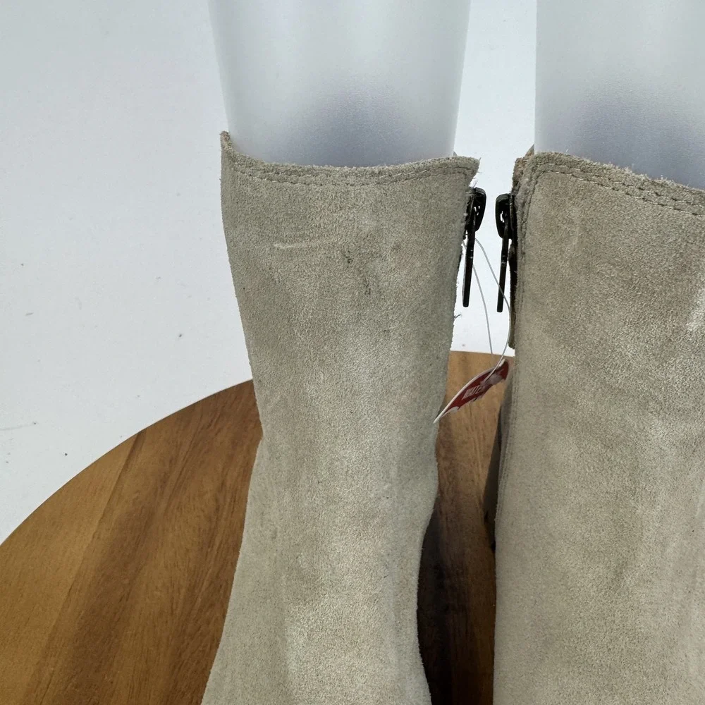 New‎ NWOB Womens Blondo Waterproof Dakota Beige Nubuck Platform Boots Size 6 M